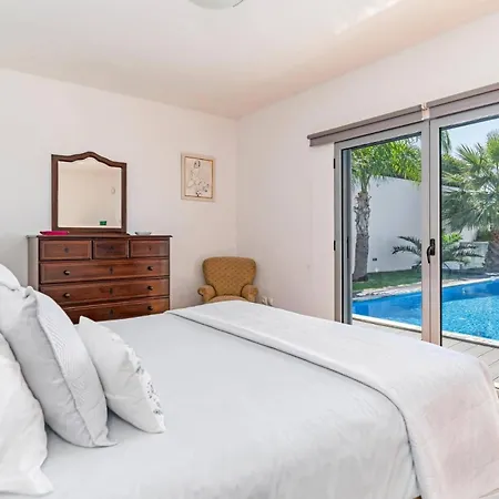 Villa Sol E Mar By *